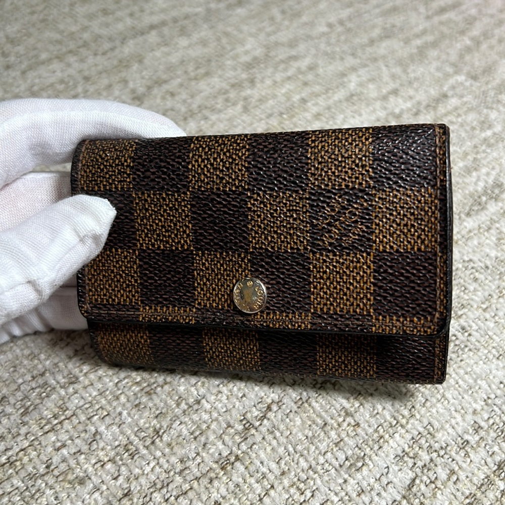 Authentic Louis Vuitton Damier Ebene 6 Key Holder EUC